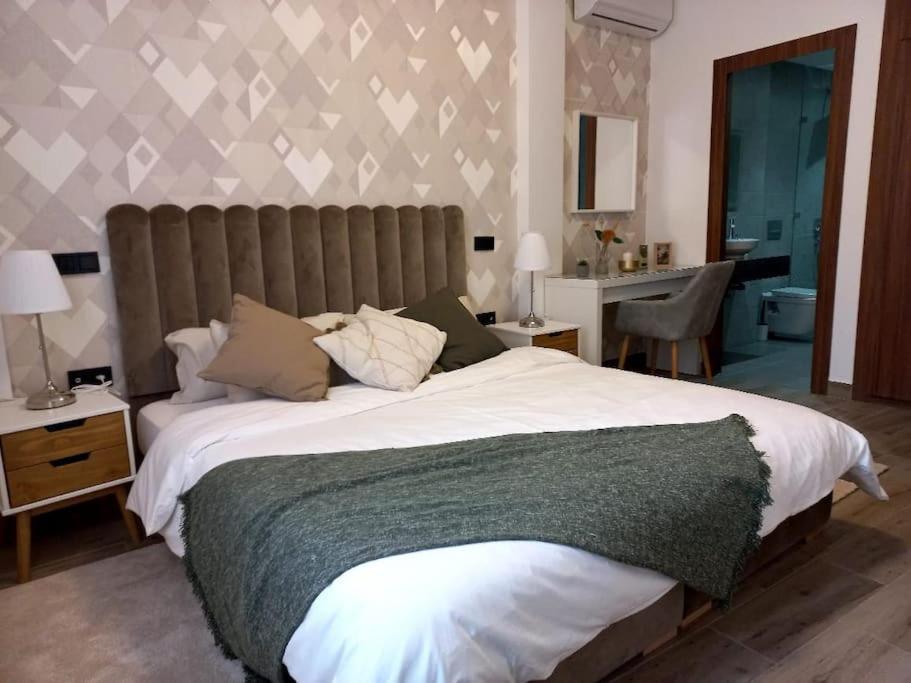 Appartement cosy au cœur de Marrakech avec piscine Marrakesh Extérieur photo